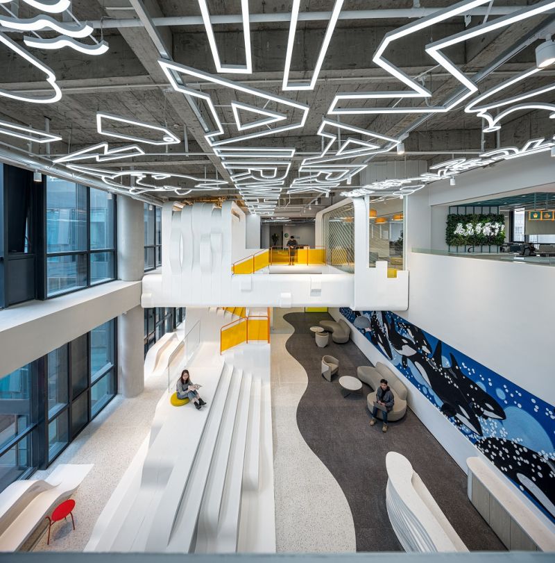 [Young H Design Inc. - THE AGILE WHALE - IMG 4]