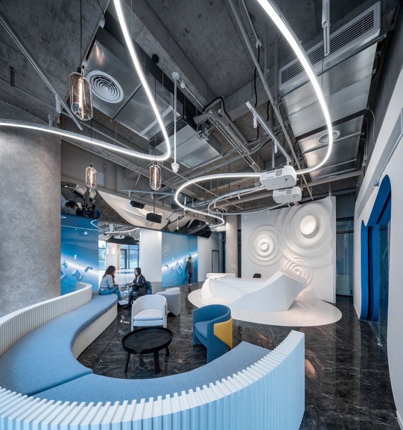 [Young H Design Inc. - THE AGILE WHALE - IMG 5]